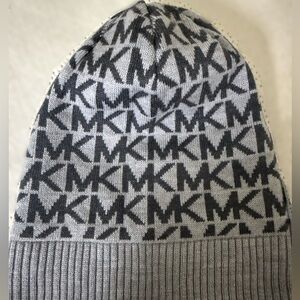 Michael Kors Gray and Cream Knit Accessory